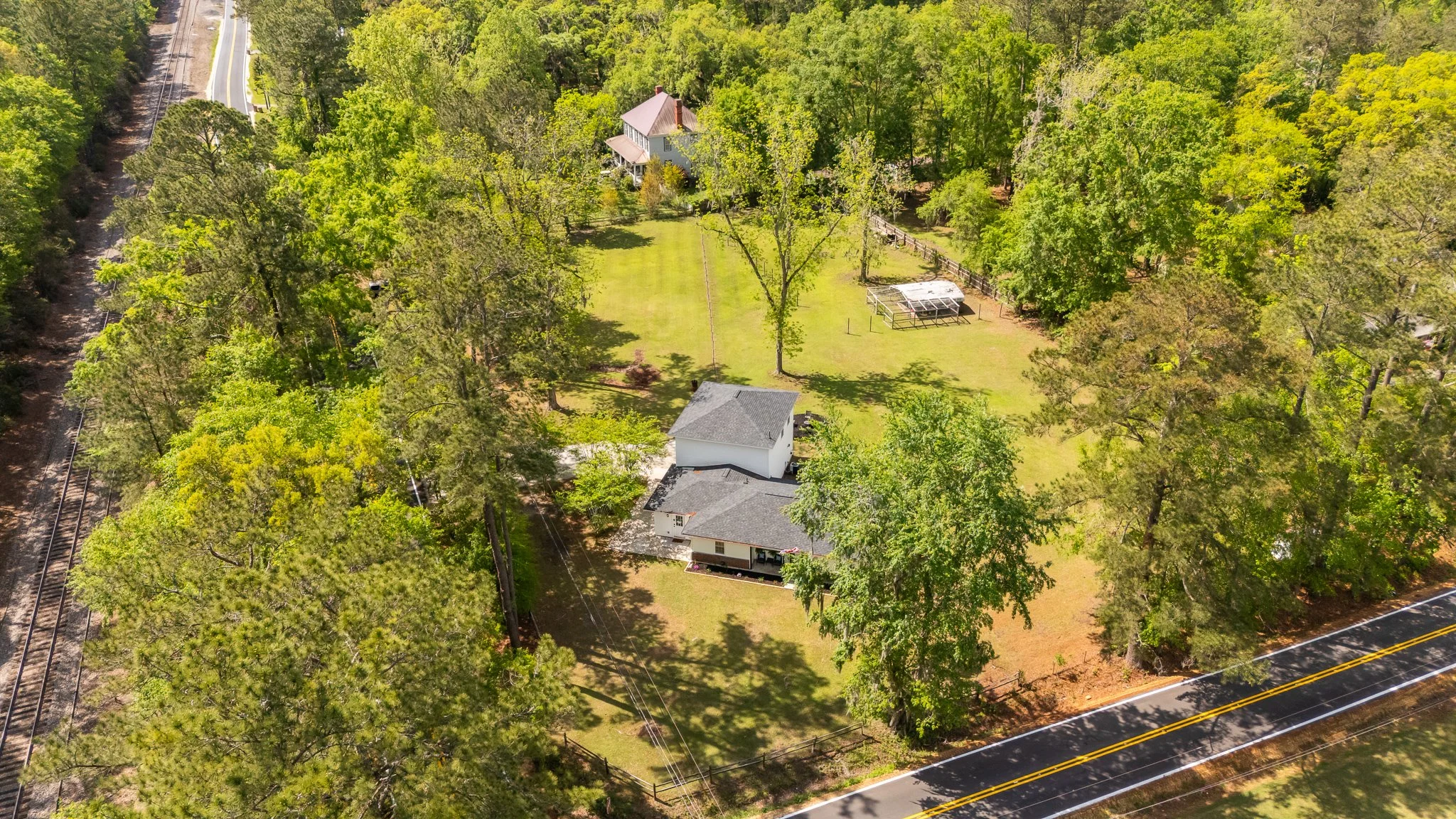 229 GOLDEN RD-55.jpg
