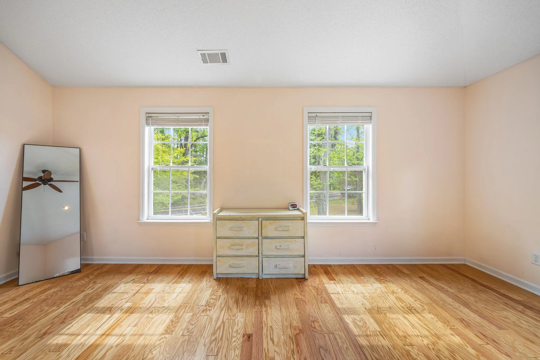 229 GOLDEN RD-49.jpg
