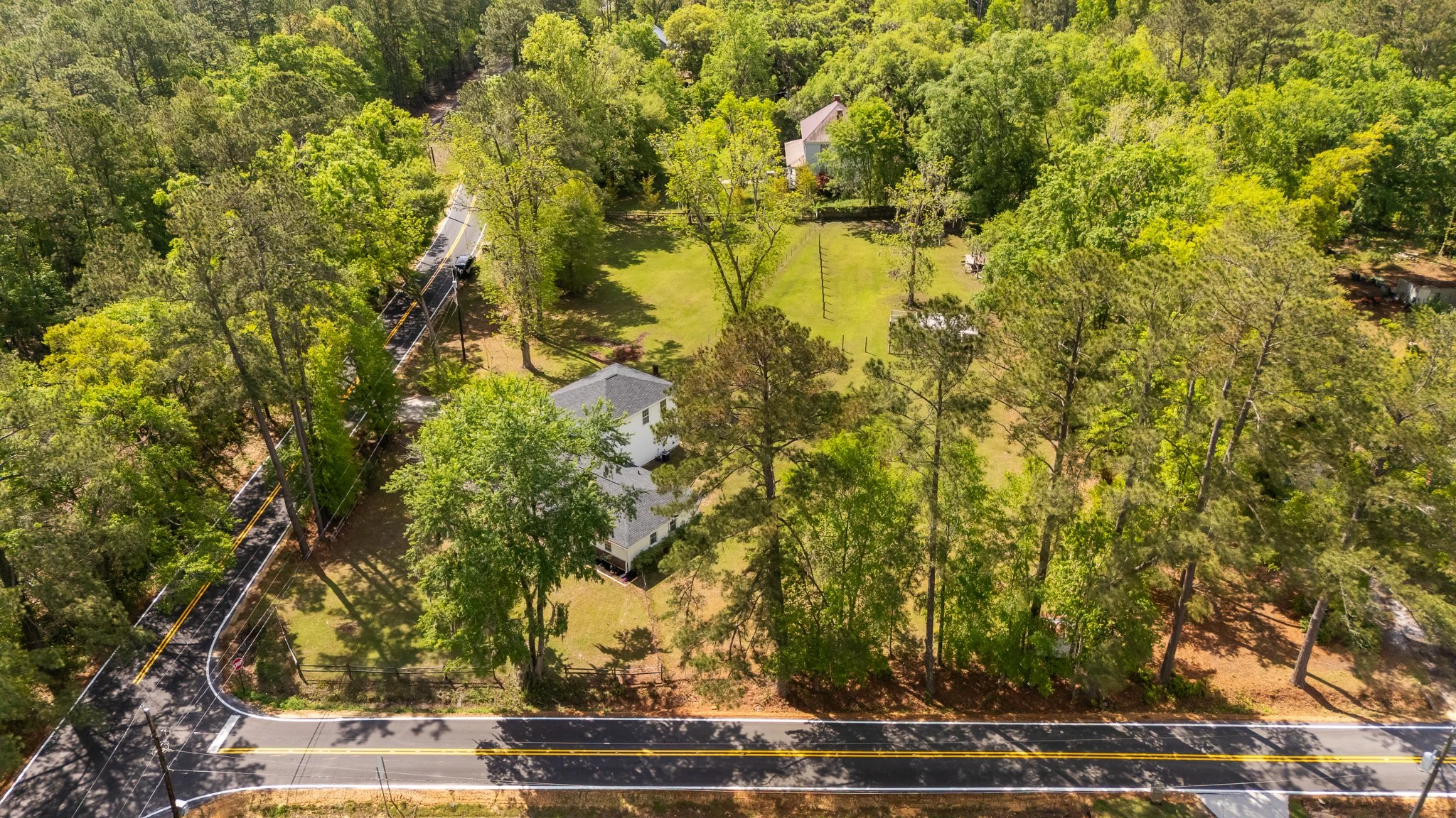 229 GOLDEN RD-56.jpg