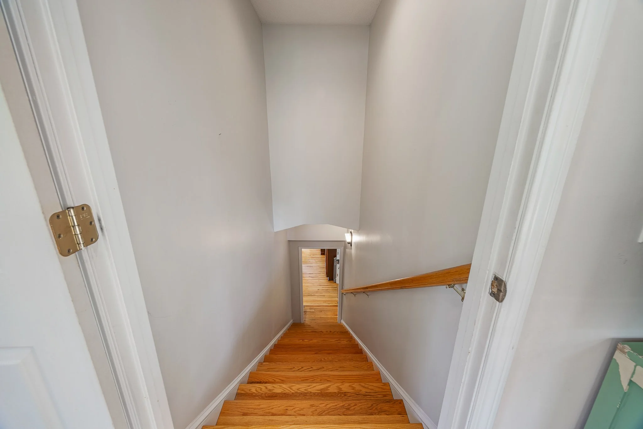 229 GOLDEN RD-43.jpg