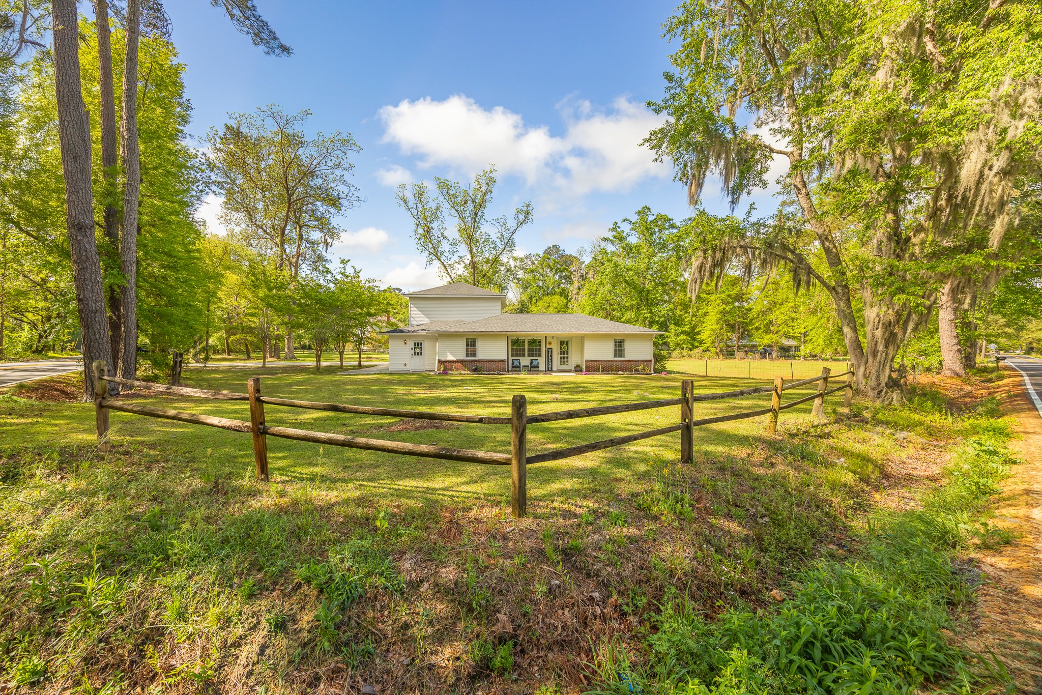 229 GOLDEN RD-11.jpg