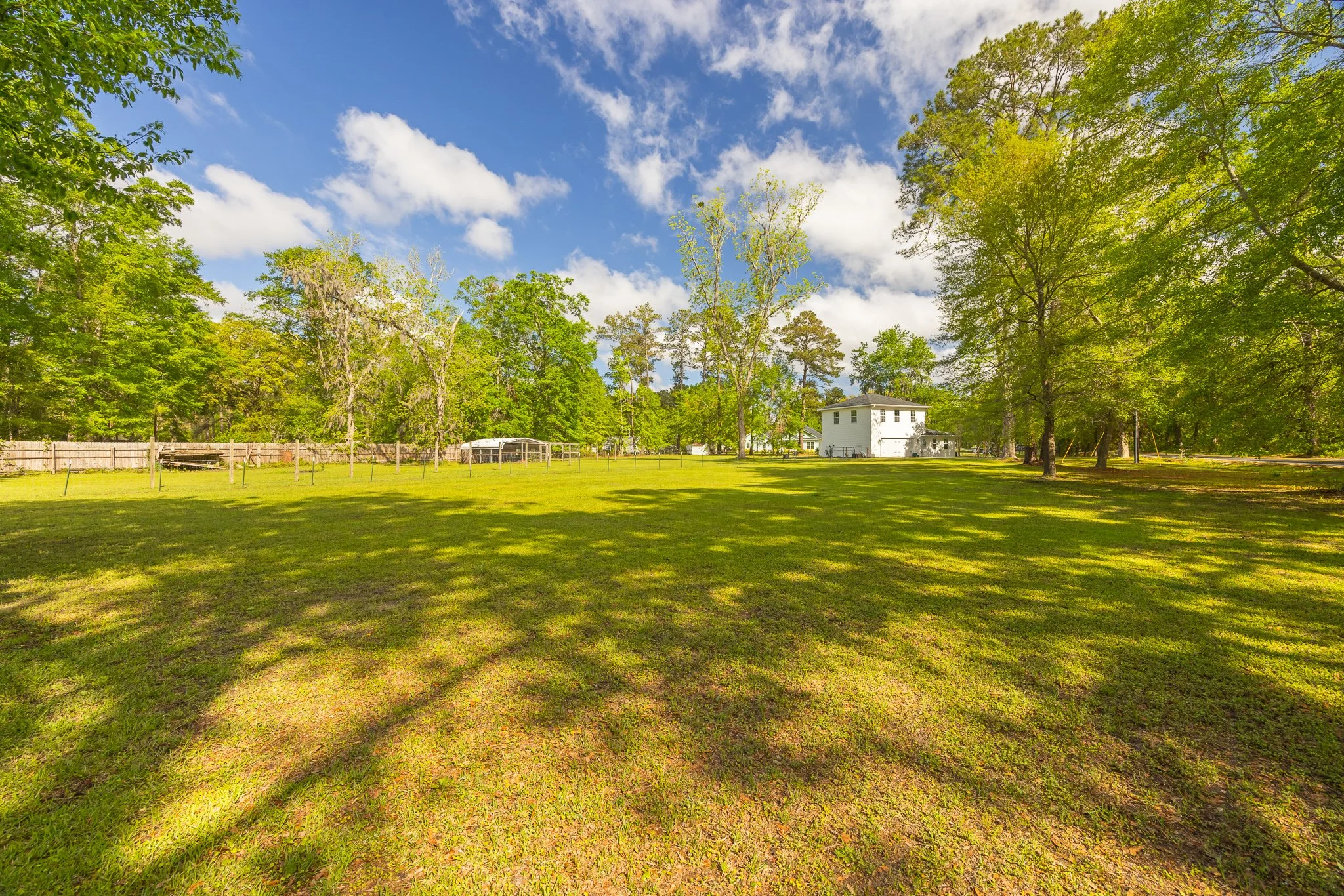 229 GOLDEN RD-18.jpg