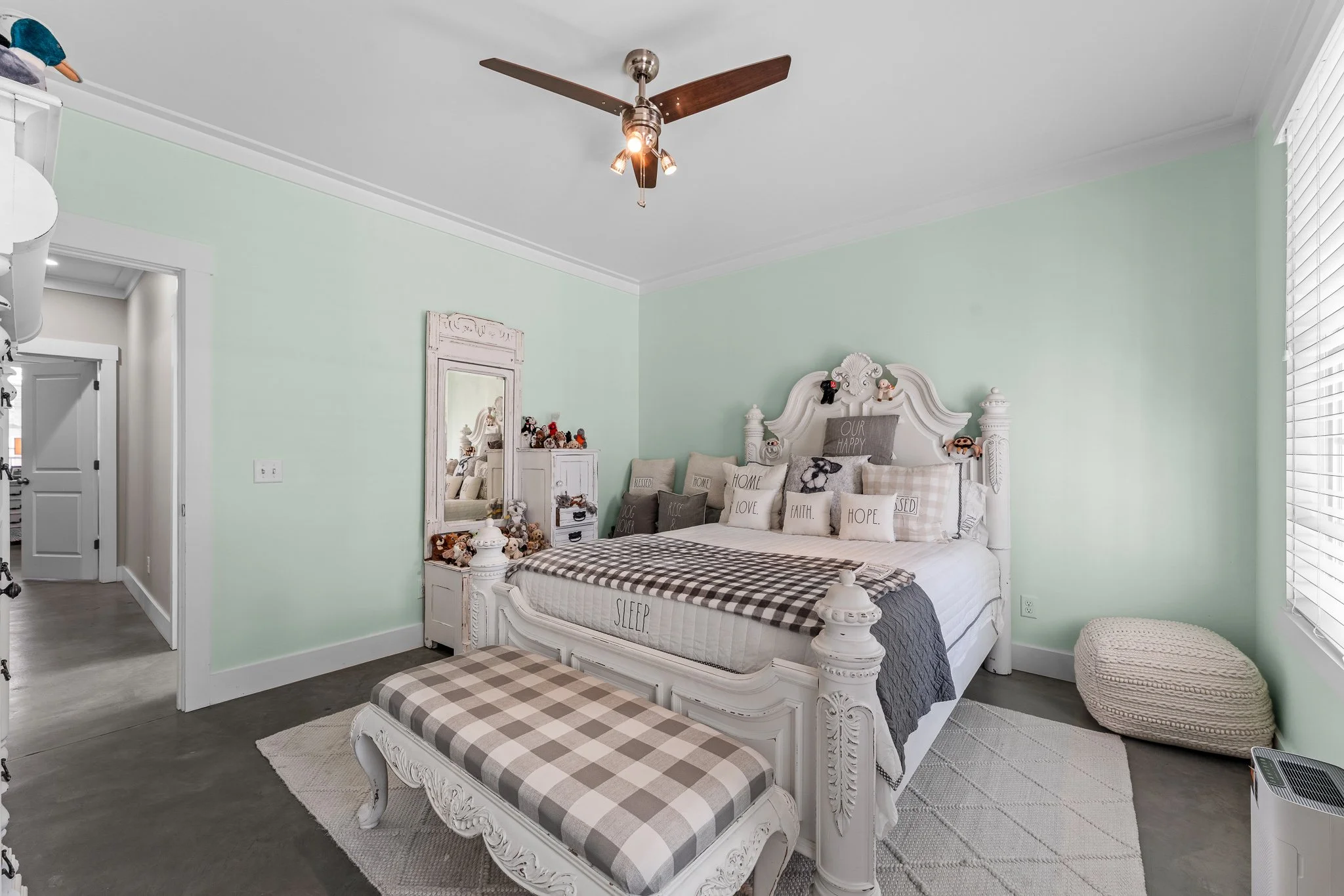 640 MEINHARD RD-36.jpg