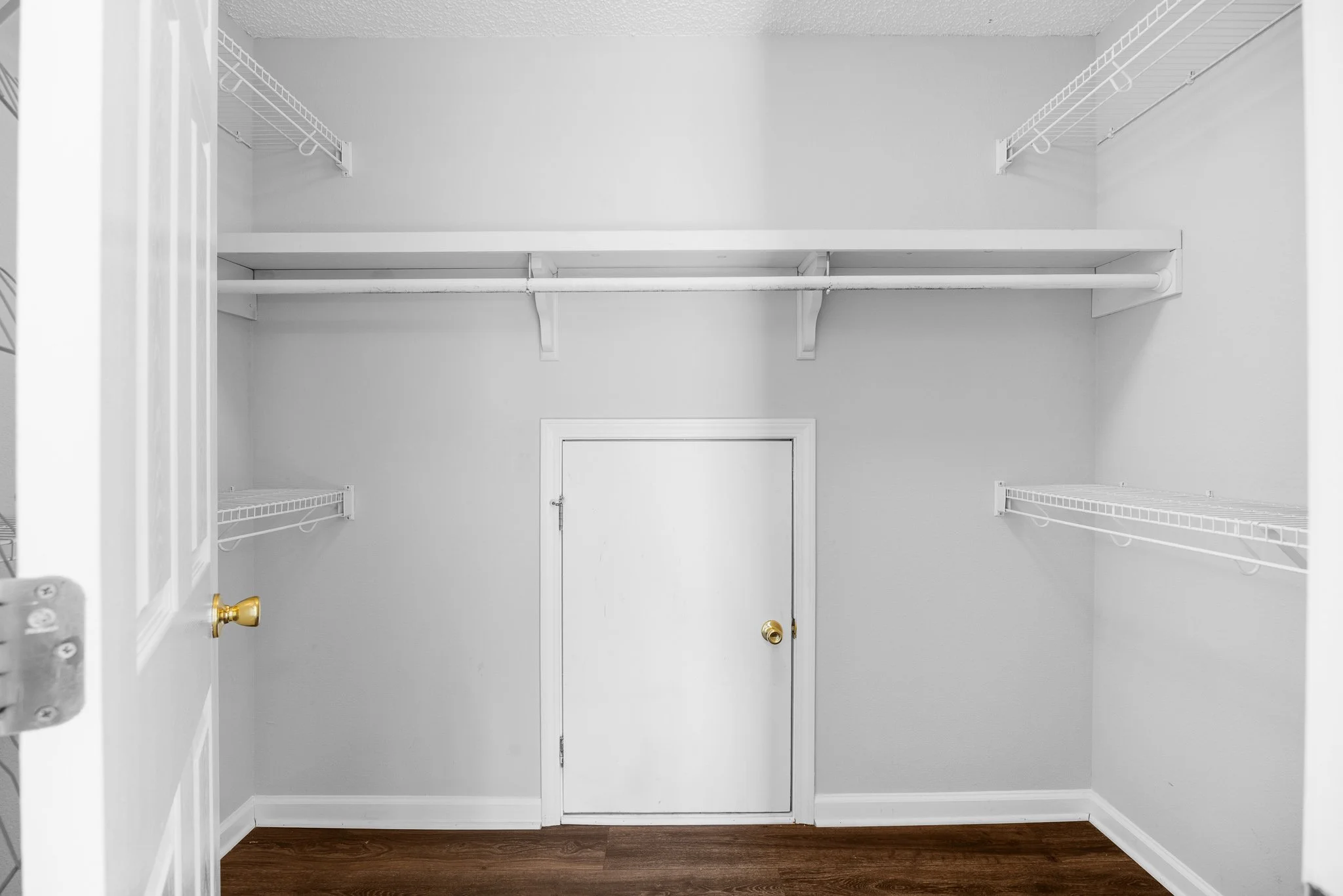 8 FALKLAND AVE-28.jpg
