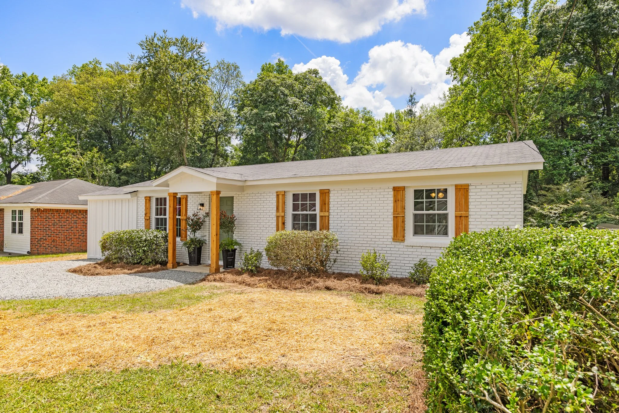 117 NEW STILWELL RD-4.jpg