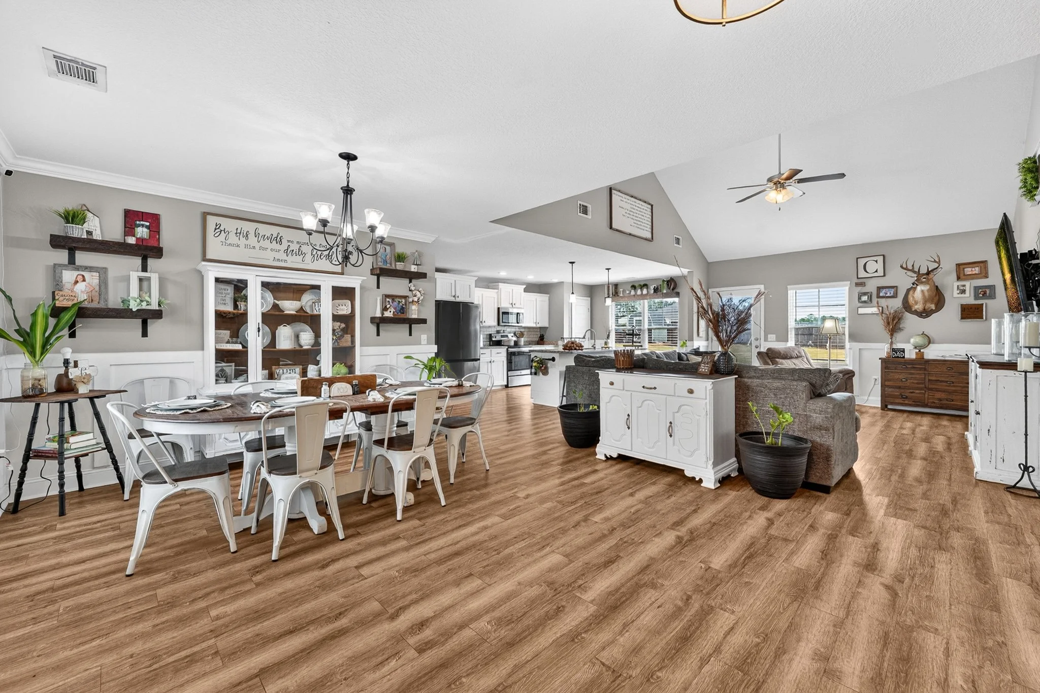 114 COVE COURT -18.jpg