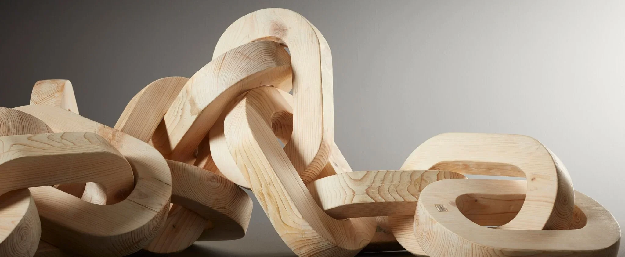 a.martynova-memory-chain-the-new-craftsmen-01.jpeg.webp