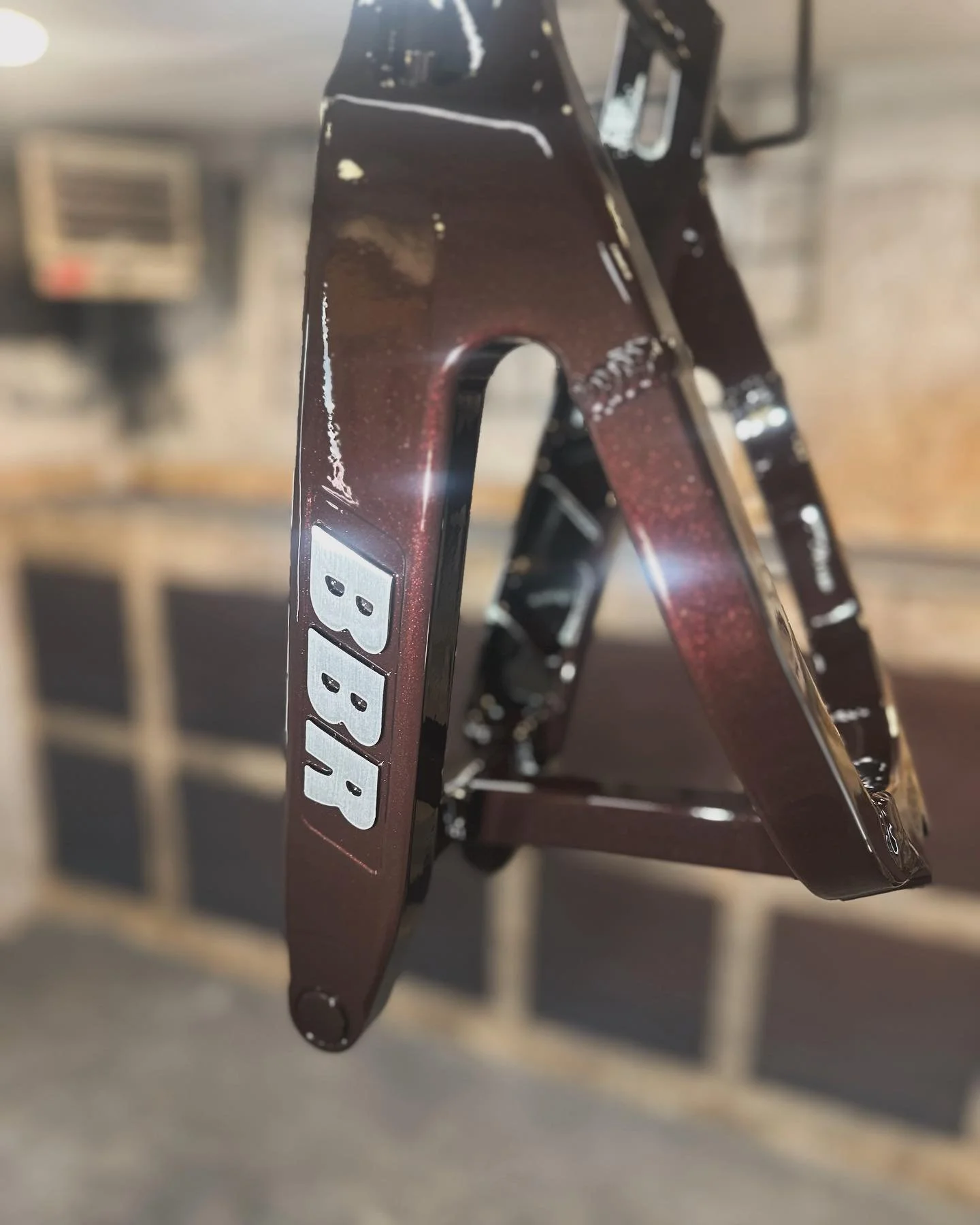 Had some fun bringing this crf110 back to life. Somebody decided to plasti dip it and hacked steering stops and tore up subframe with a 12 bar. Made some new stops beefed up the subframe and modified some magma red looks black in low light pops red b