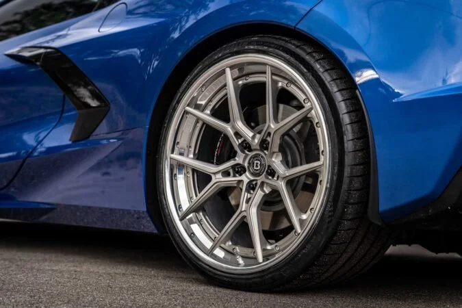 Rim & Barrel Deep Detail