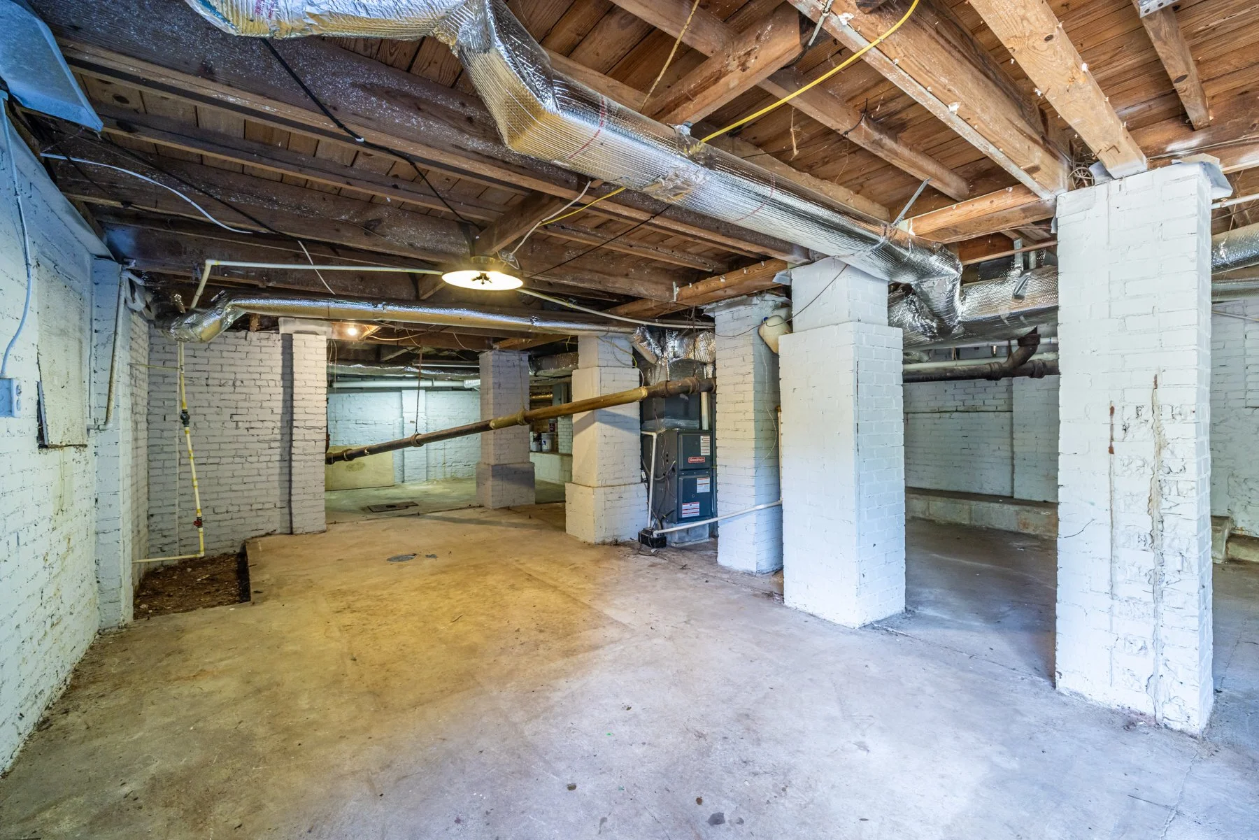 40 basement2.jpg