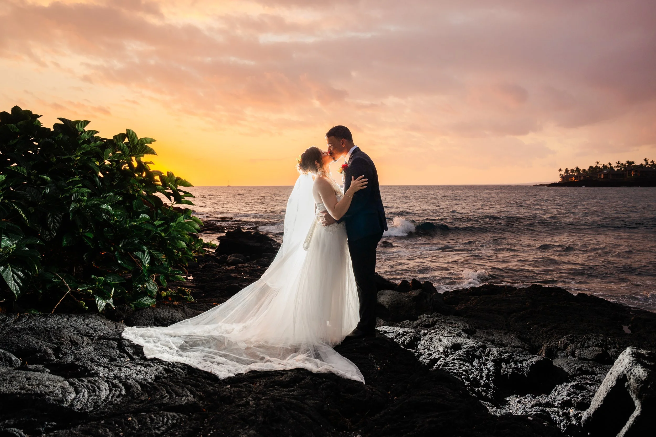 Outrigger Kona resort wedding photos
