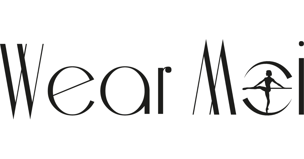 The word 'Wear Moi' in black letters