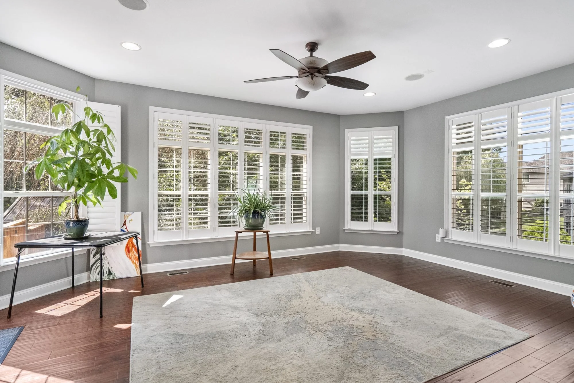 102-aquifer-06-breakfast-room.jpg