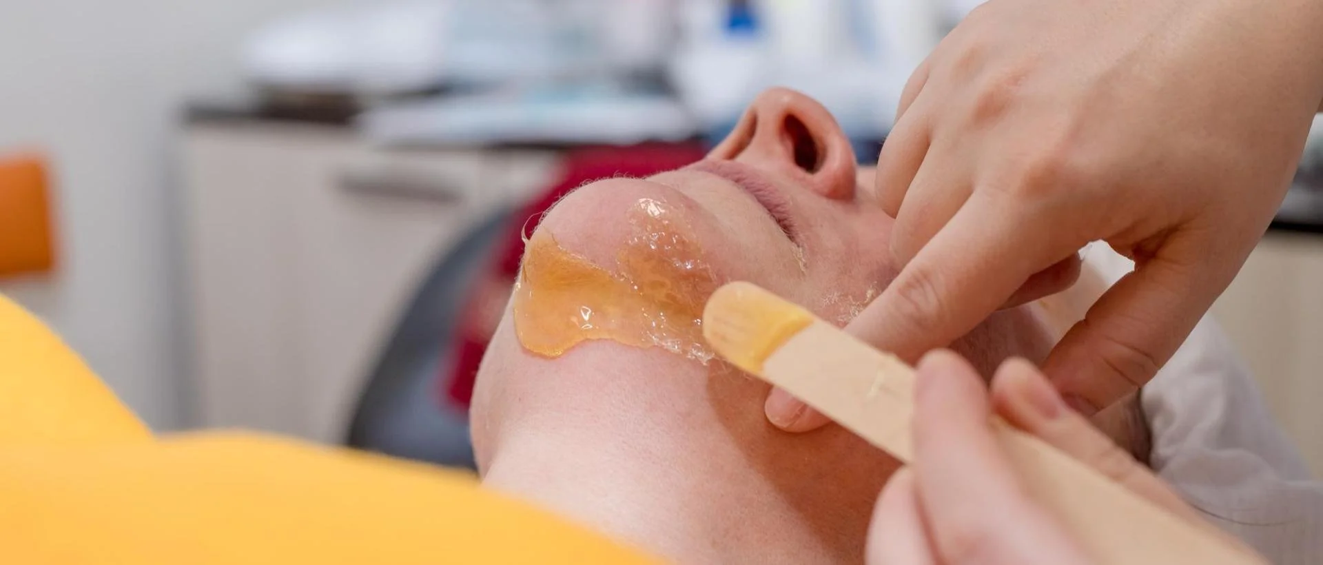 Chin wax
