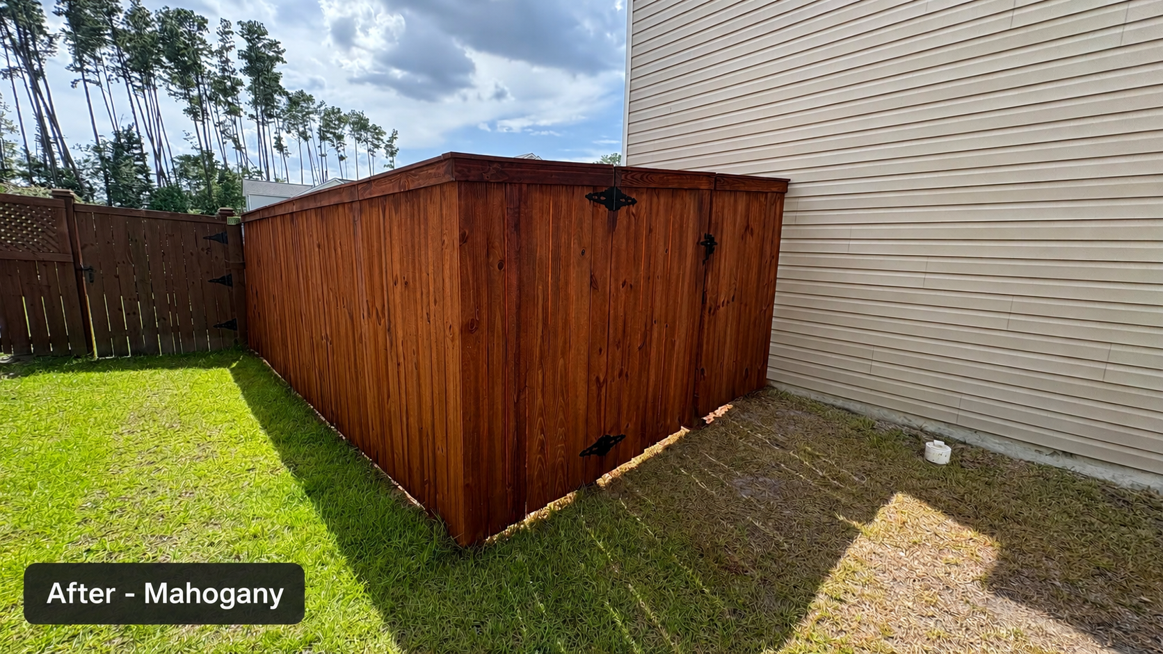 Cane Bay - Mahogany Fence 3.png