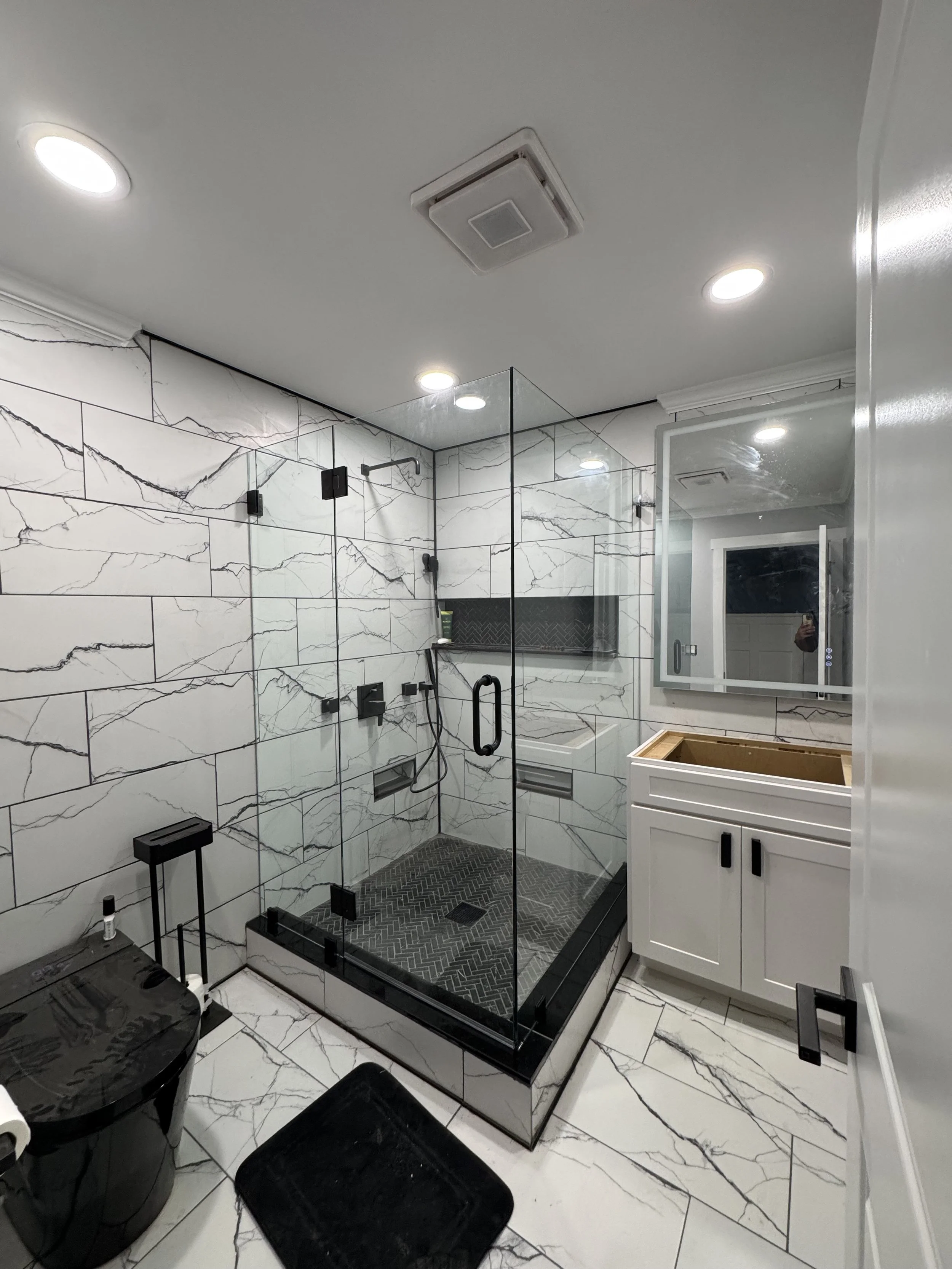 Door Panel Return Showers