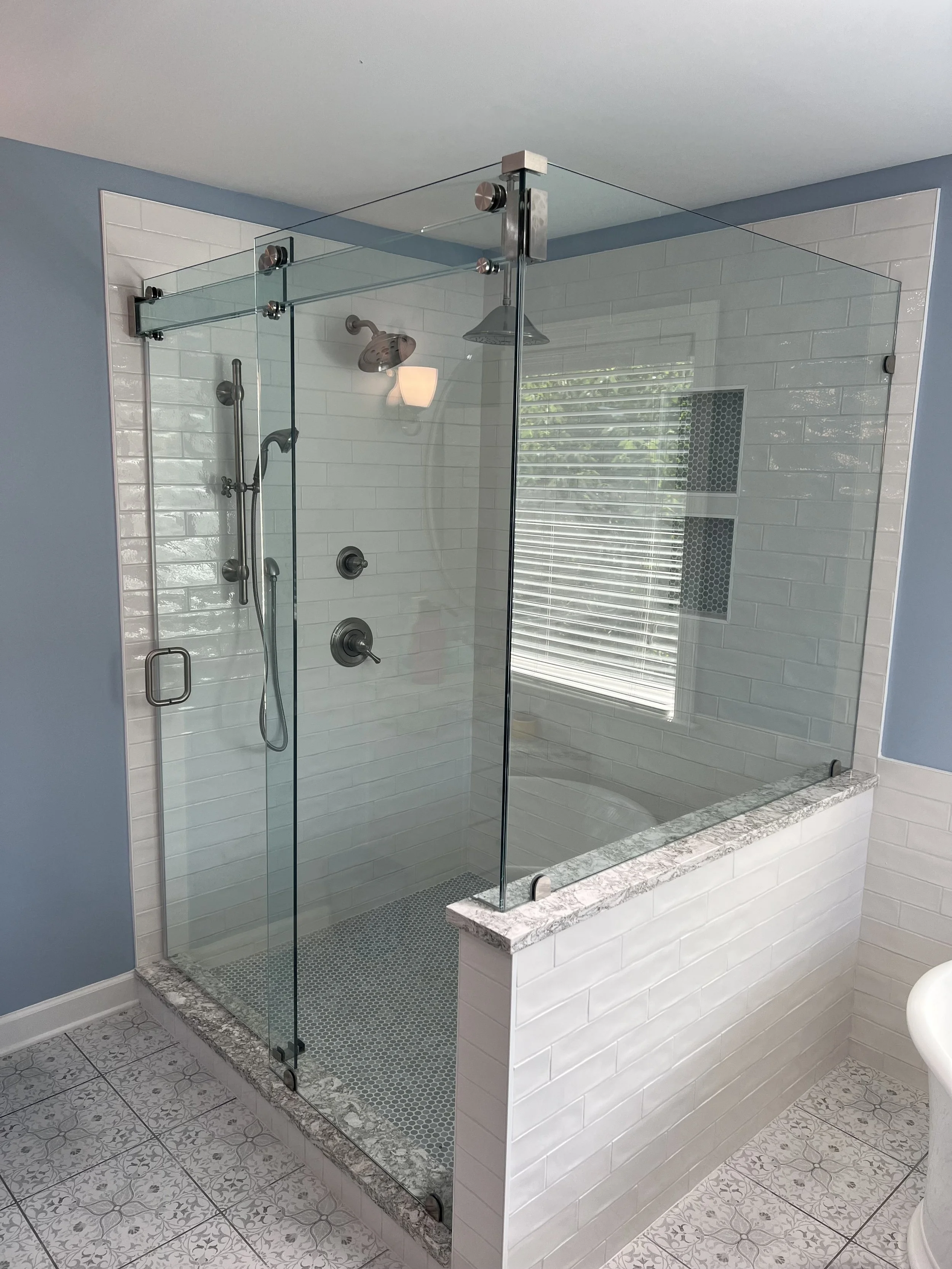 Phantom Slider Showers