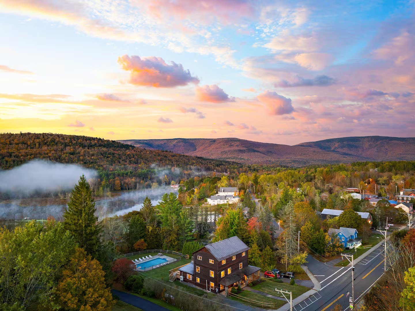 Lodge 26.jpg