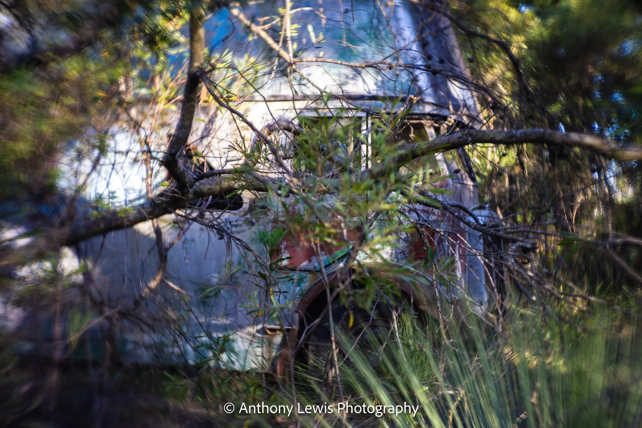 Sydney Bus, abandoned (Petzval 1880 designed lens)