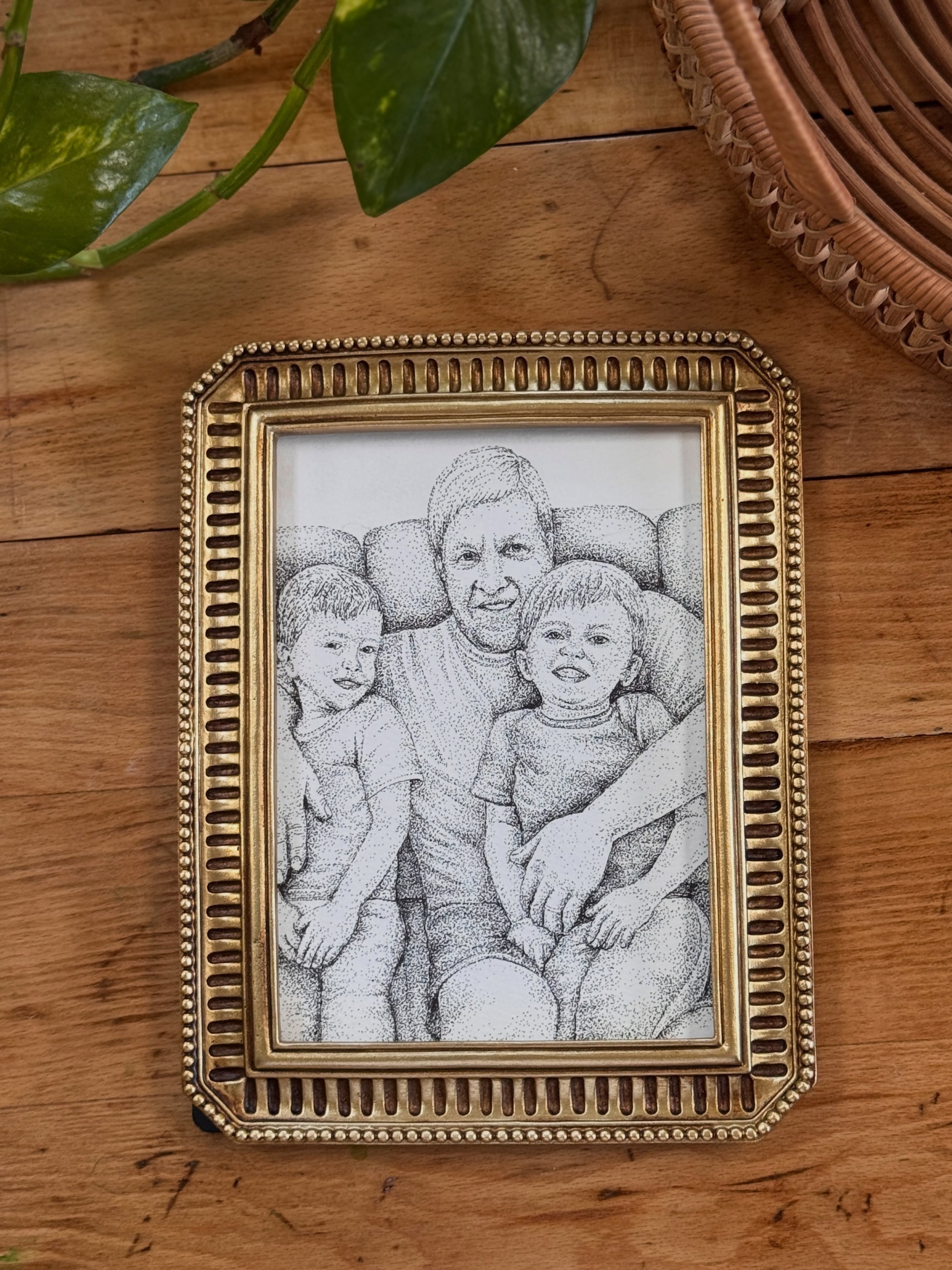Stippling: time-consuming, but so rewarding✨

A thoughtful gift, just in time for Father&rsquo;s Day ❤️