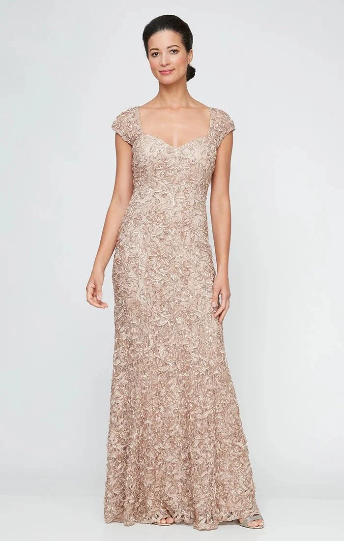 SWEETHEART NECKLINE DRESS