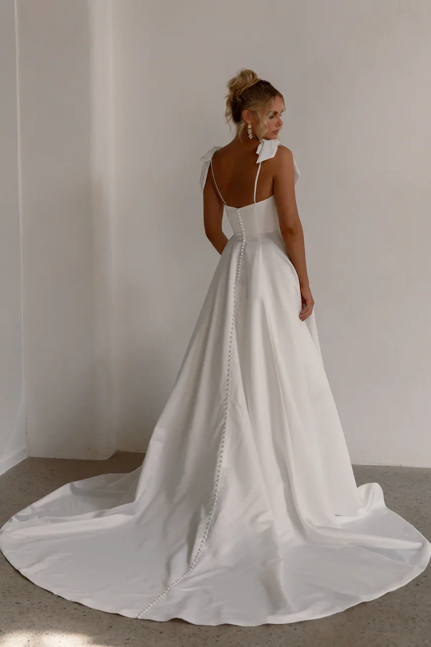 ANNE WEDDING DRESS