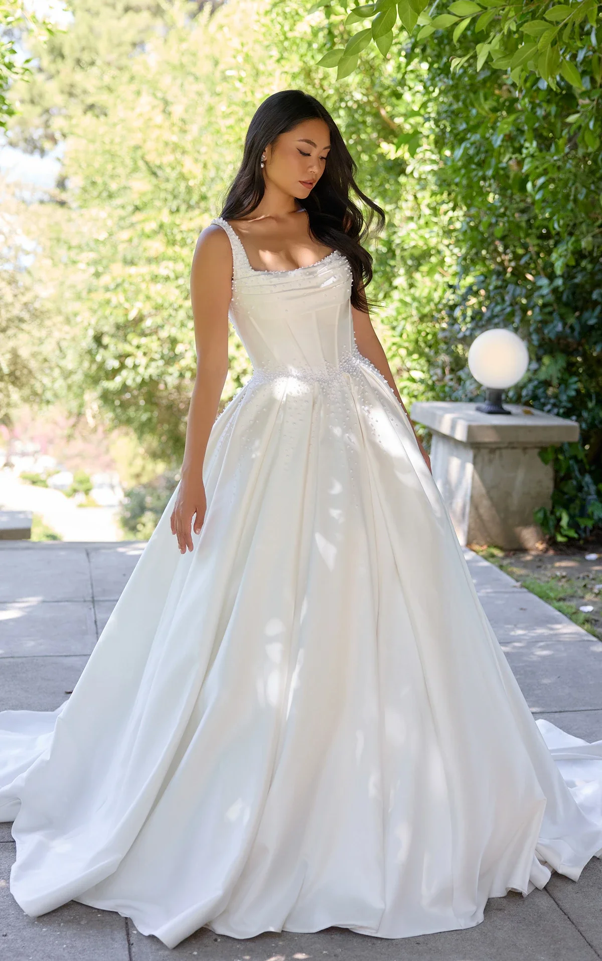 MIKADO BALLGOWN WITH PEARLS