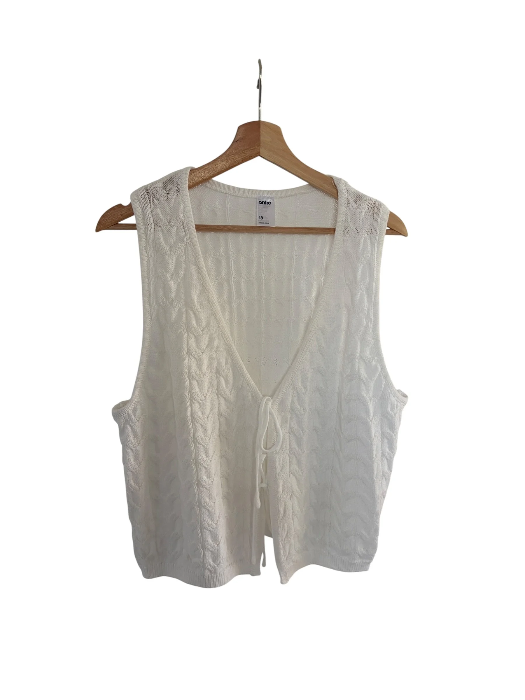 Anko White Knit Vest Size 18