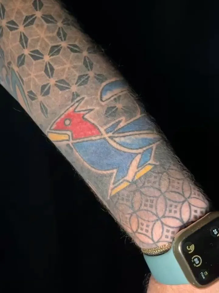 Finally remembered to get some healed up pics of Joey&rsquo;s geometric arm 💪 (a few lil things on the arm not done by me)
We&rsquo;ve been chipping away at some new stuff on his leg.. stay tuned for more 👀

#geometrictattoo #kansascity #kctattooar