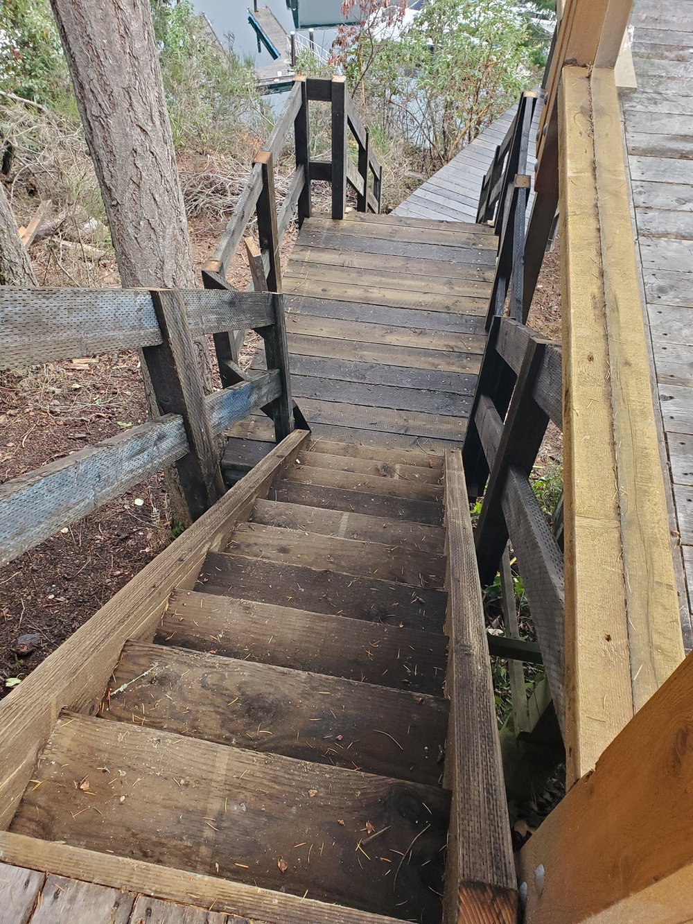 Hillside staircase framing