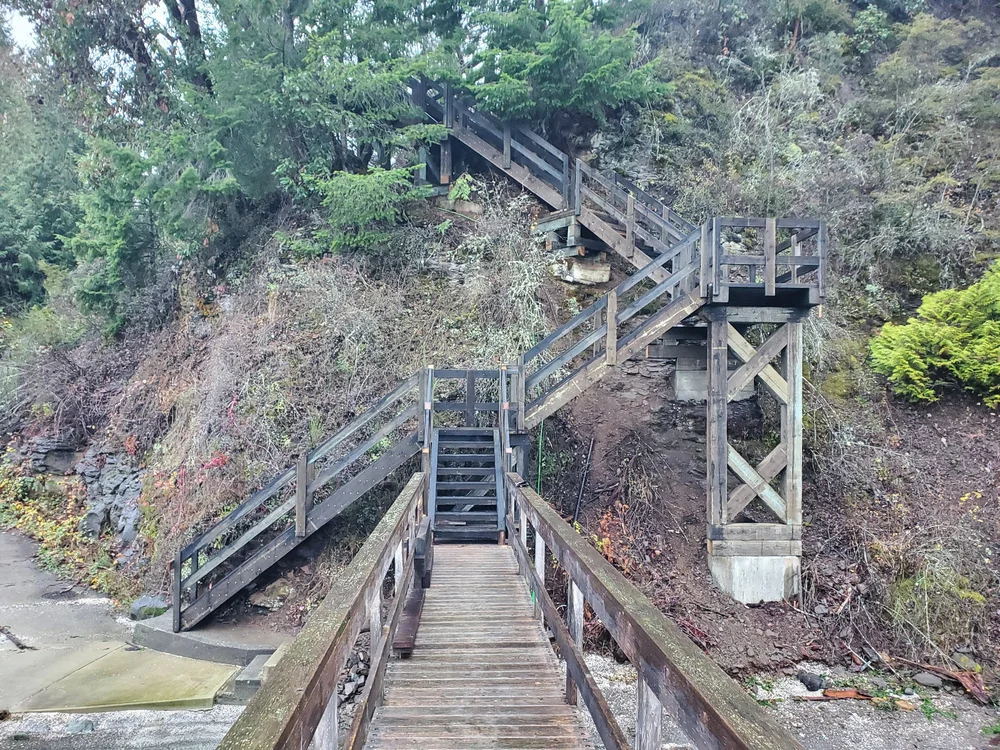 Staircase framing on slope