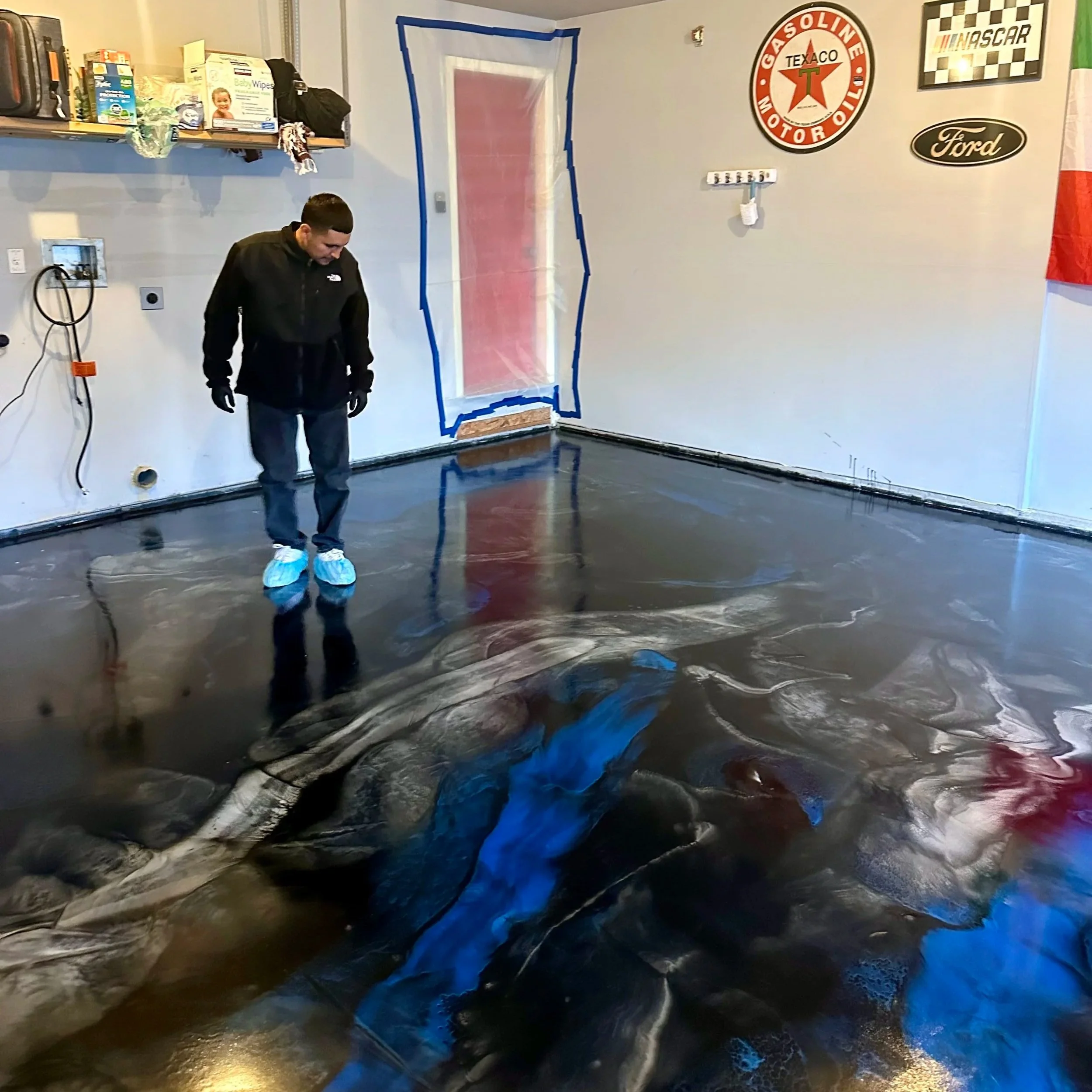 Premier Coatings LLC installs garage floor coatings, metallic epoxy floors, concrete overlays to residential, industrial, commercial flooring systems throughout Pasco, Kennewick, Richland, Mattawa, Benton City, Walla Walla, Hermiston and surrounding 