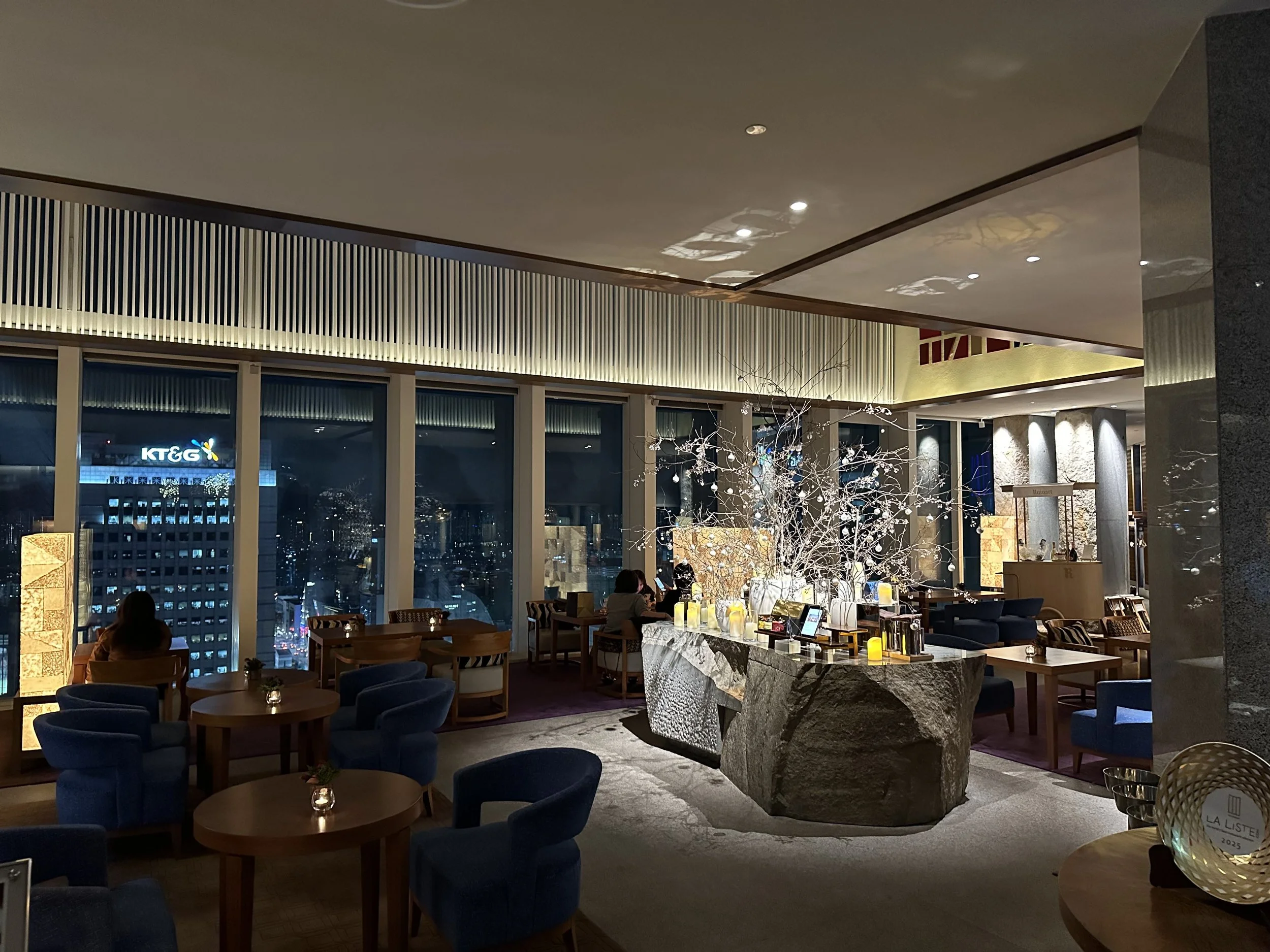 The Lounge