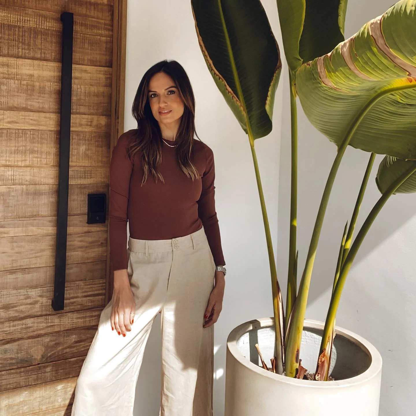 Hi, I&rsquo;m Natasha, 

Principal Designer of California Modern Designs.

I create warm, refined interiors that blend California living with timeless design, natural textures, and effortless functionality.

My goal is to design homes that feel eleva