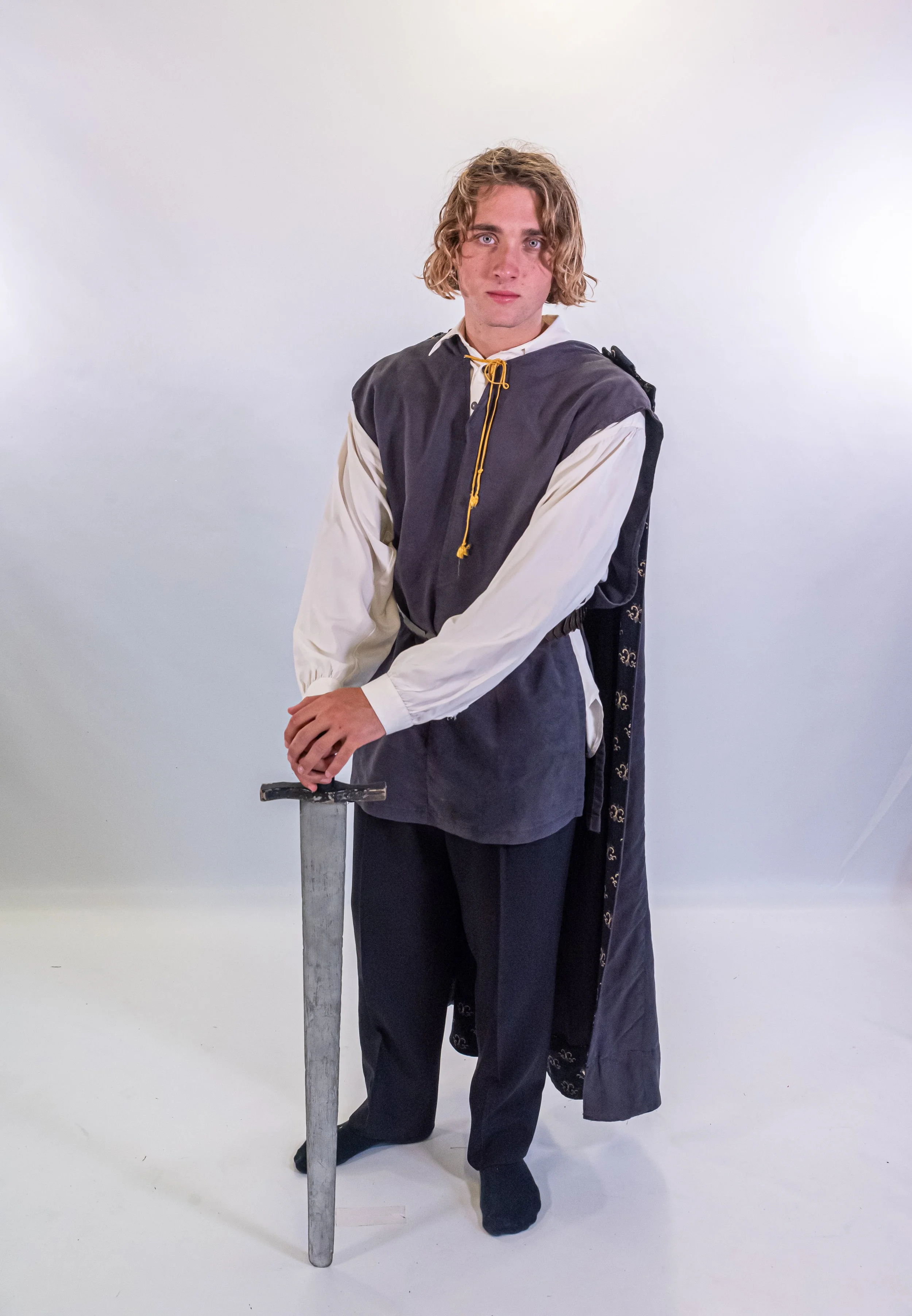 I KNIGHT THEE