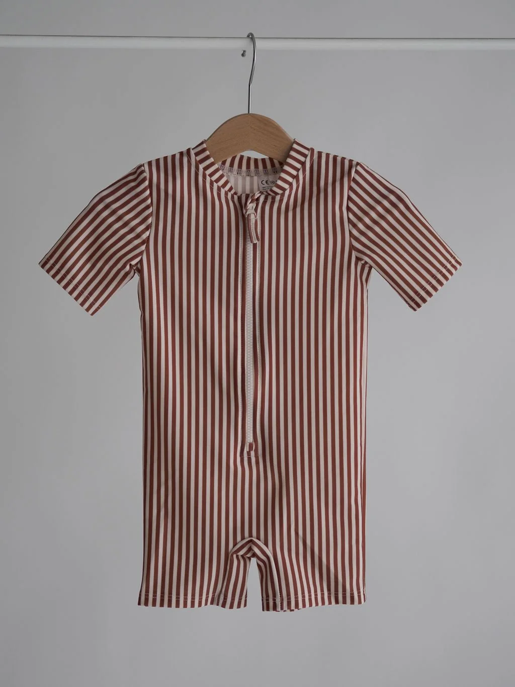 H&M uv puku