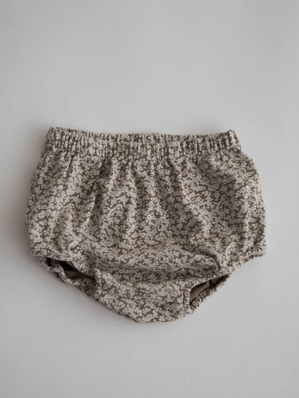 Jamie Kay bloomers