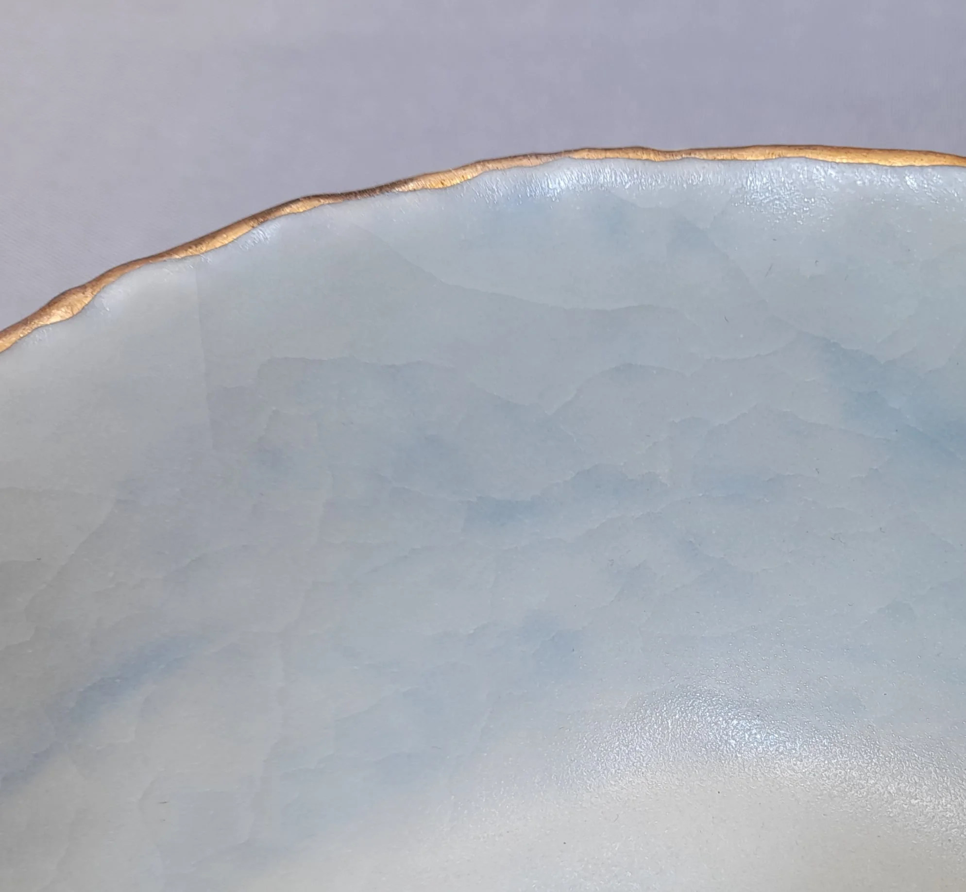 Coupelle-porcelaine-or-bleu-detail.jpg