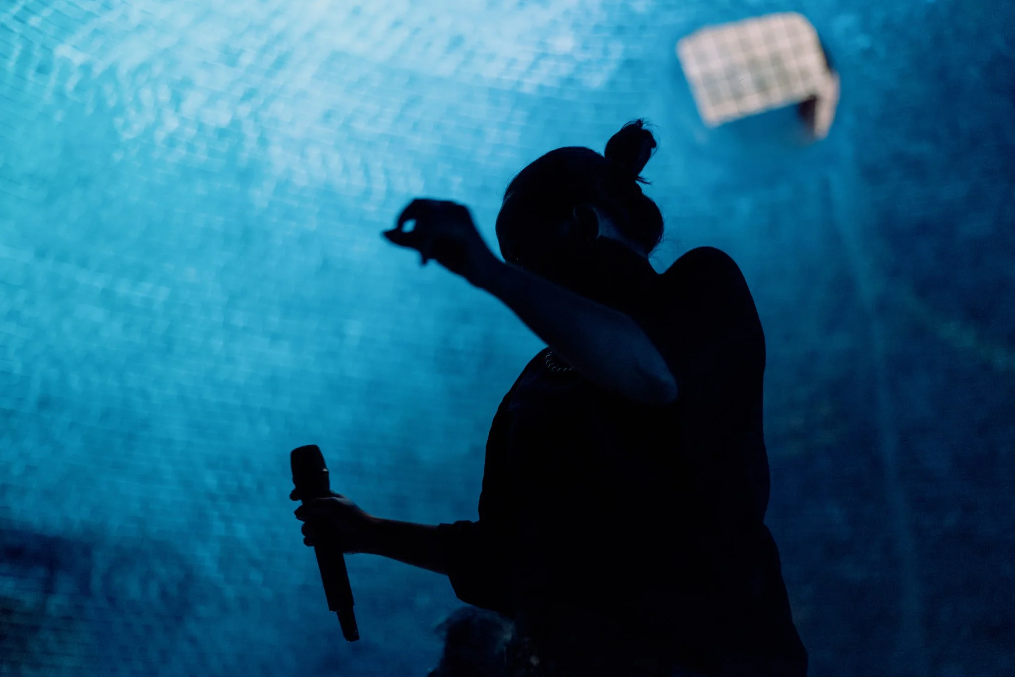 live-8.jpg