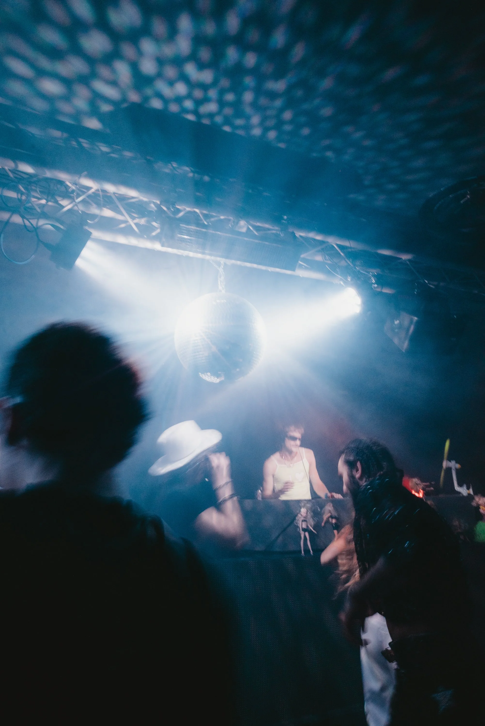 Nightlife-10.jpg