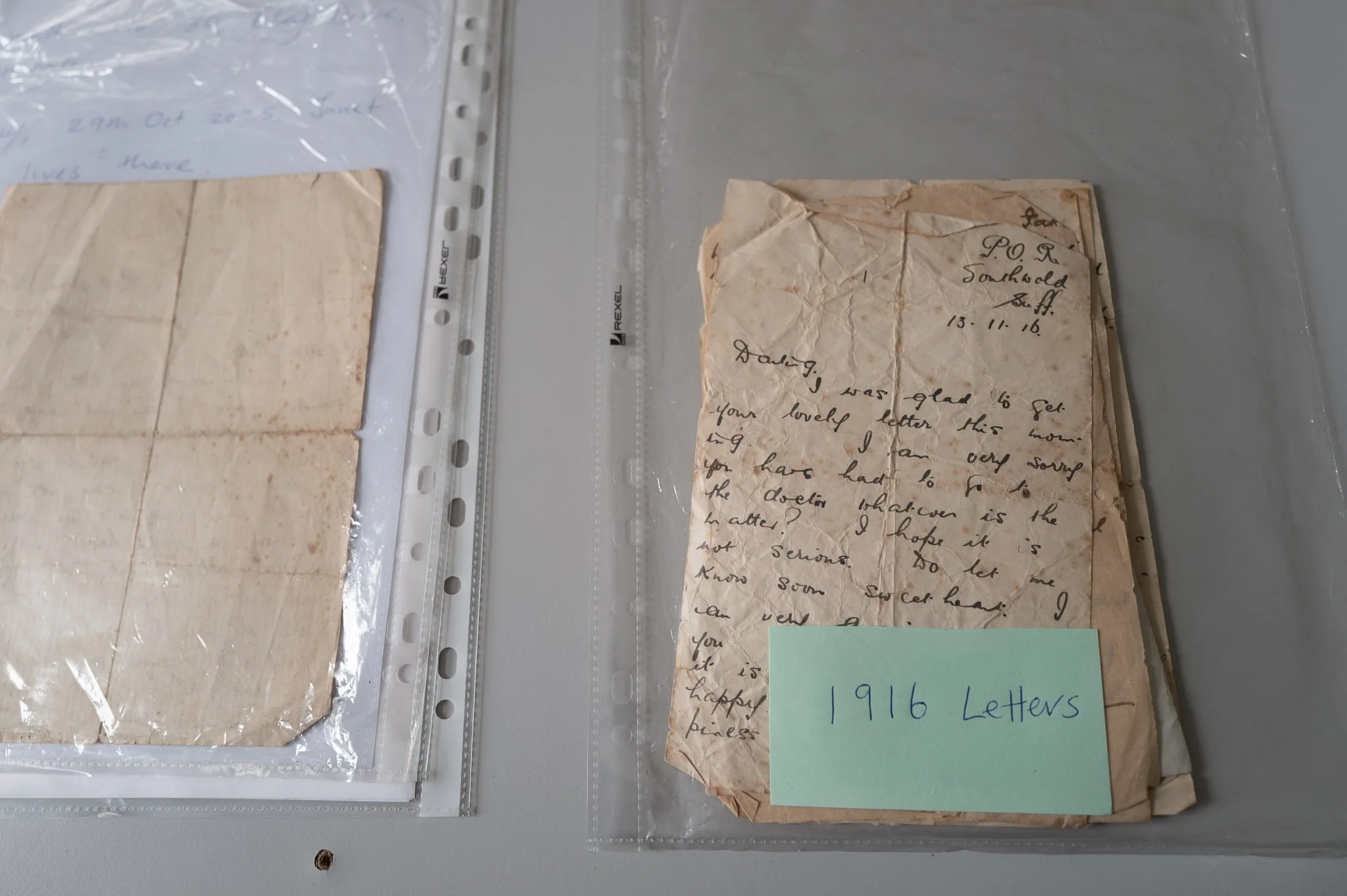 Write a short description of the archive detail