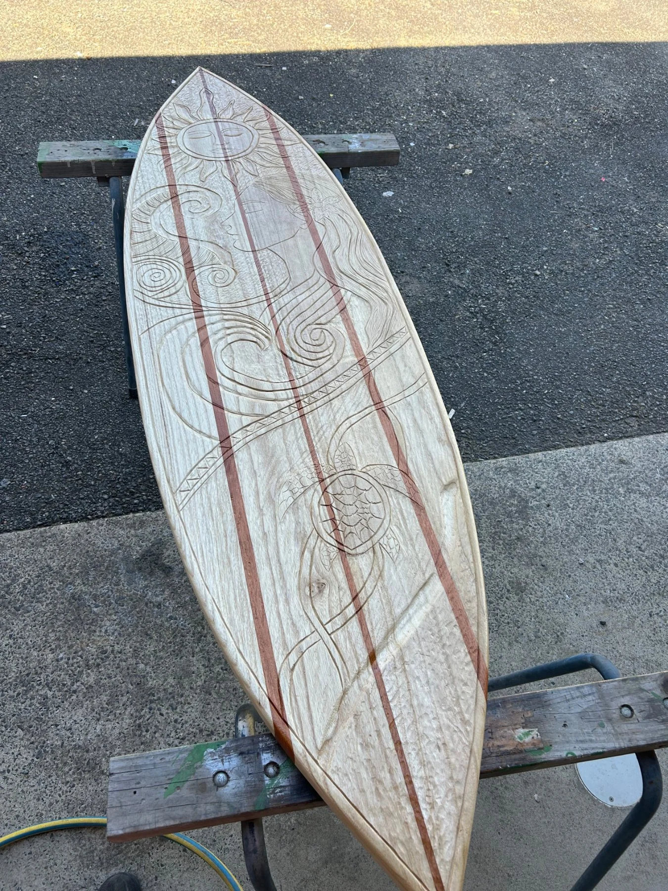 alanah-paulownia-surfboard-carved-detail.jpg