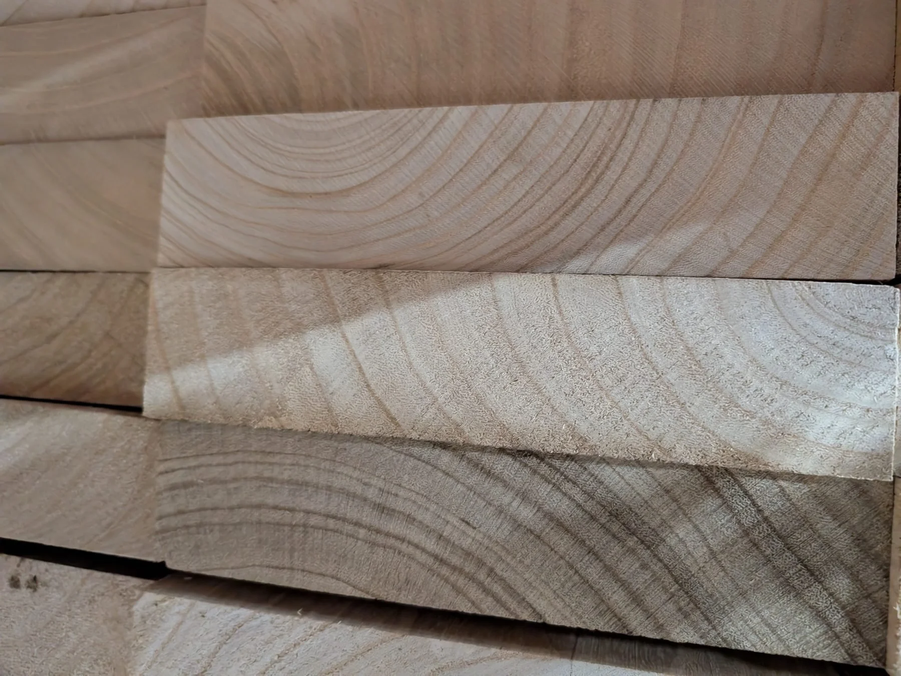 40-paulownia-58x250-rough-sawn-planks.jpg
