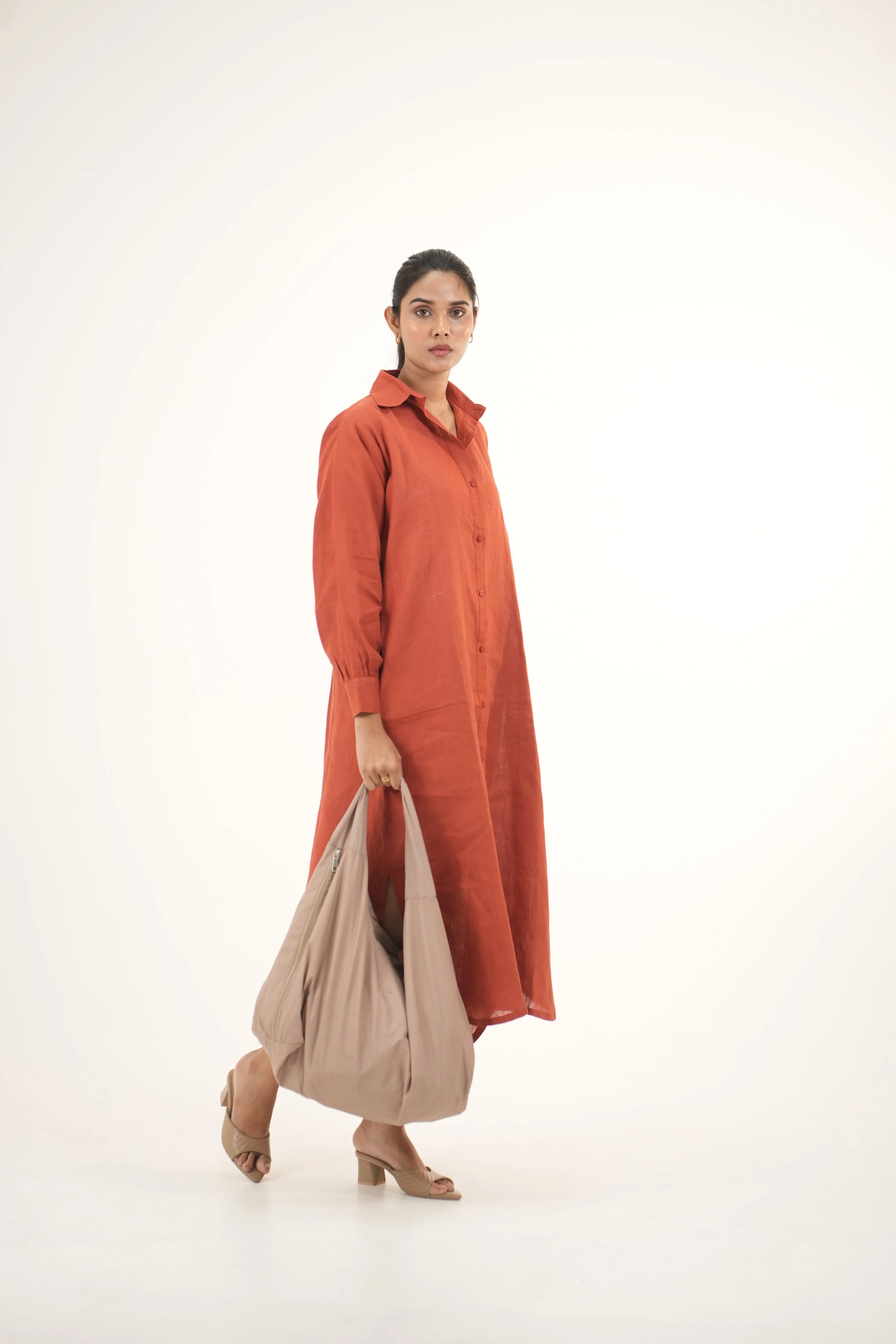 Elara Linen Curved Shirt Dress