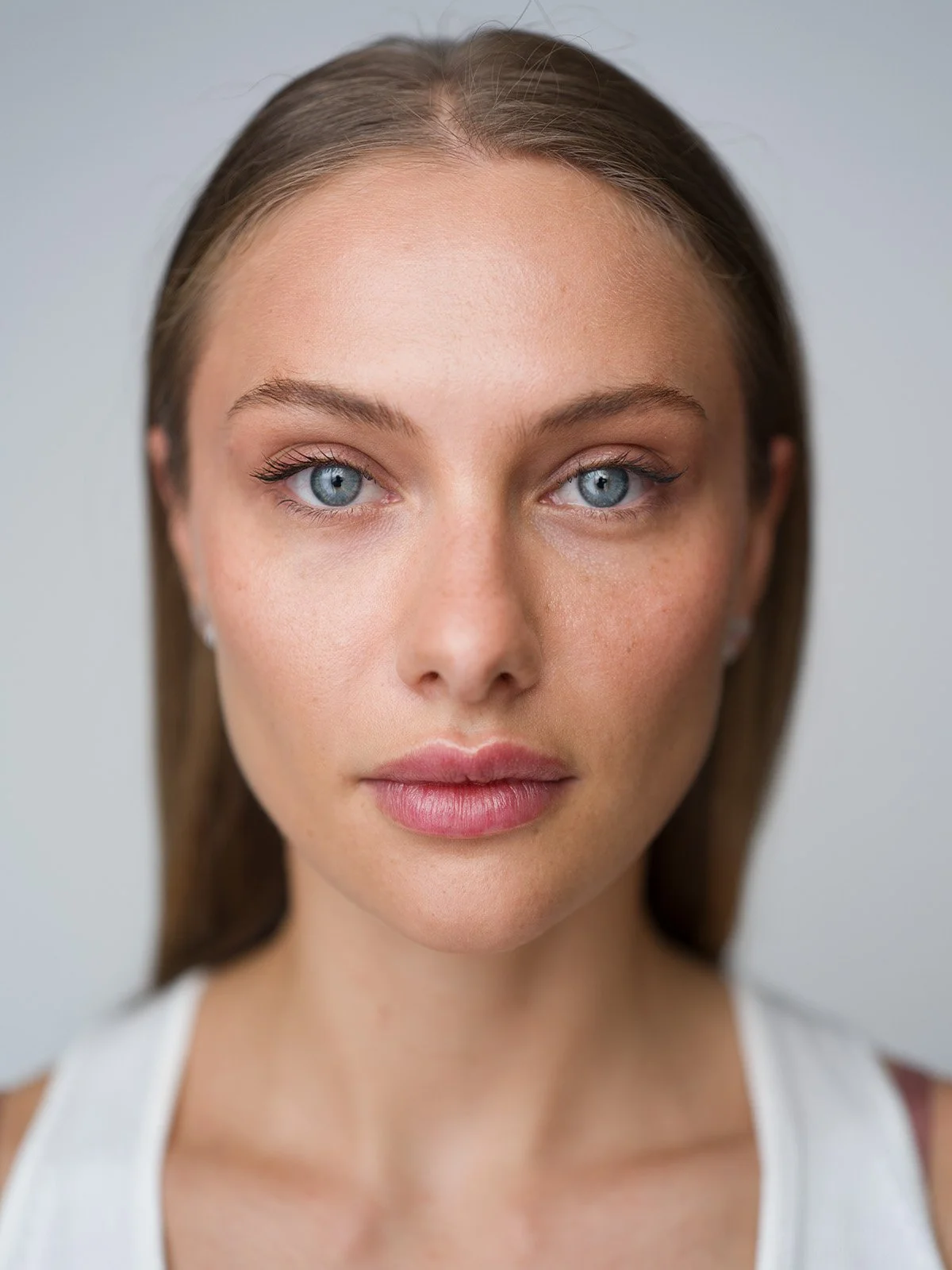 Authentic actors headshot by Chris Mann 