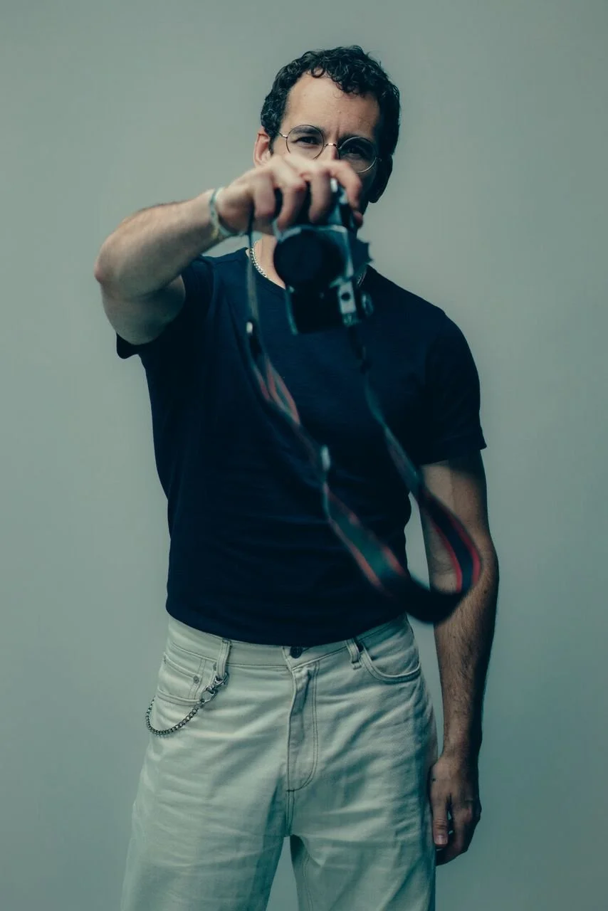 Portrait of headshot photographer Chris Mann