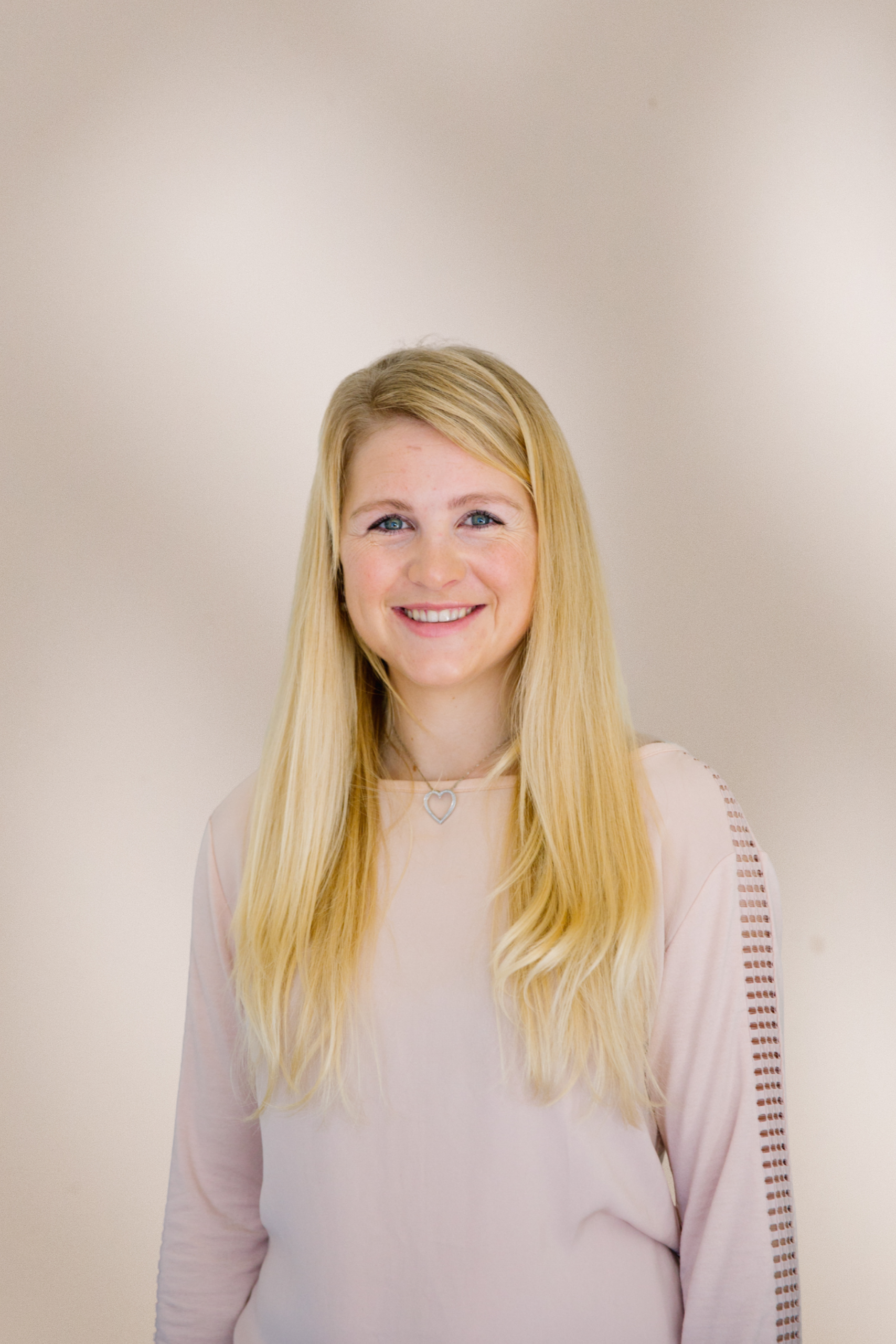 Dr Rebecca van Wetering, Osteopath