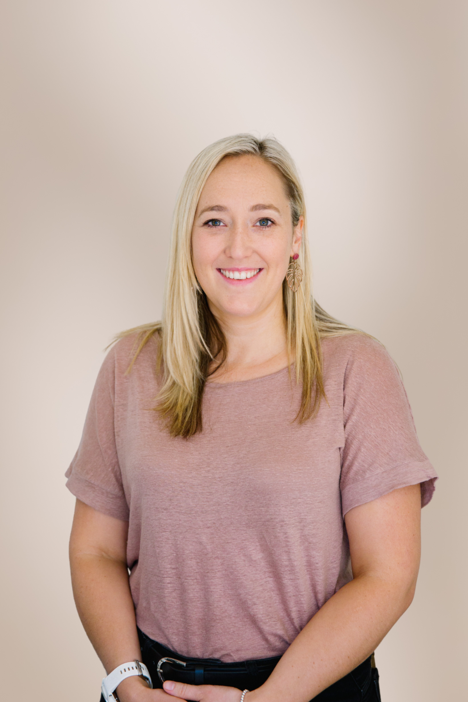 Dr Sarah Clough, Osteopath