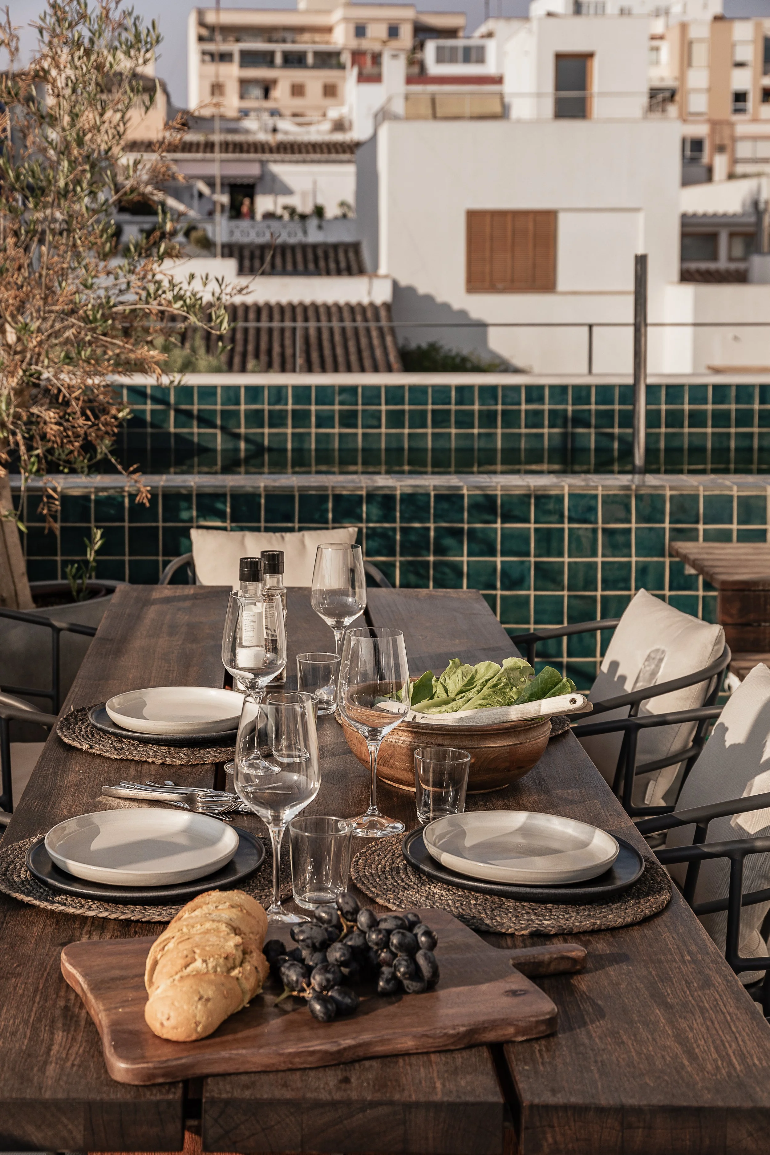 Whyte_Lilja_Spain_Casa_Amagada_Terrace_table.jpg