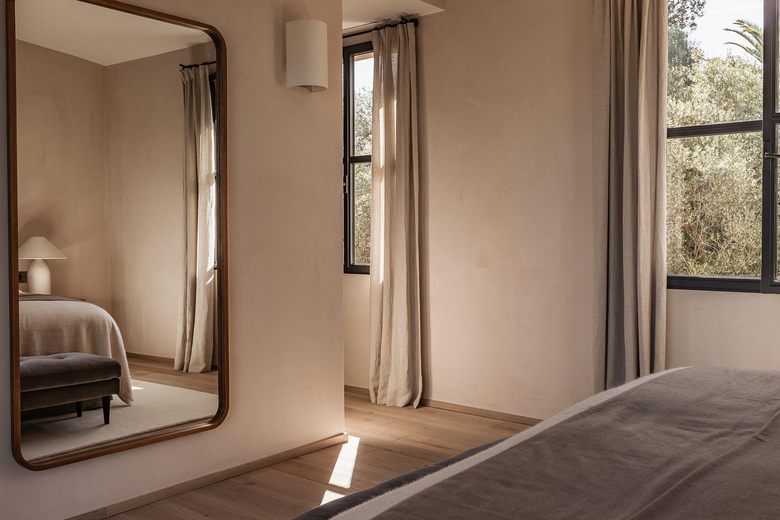 Whyte_Lilja_Spain_Finca_Olivar_Mirror.jpg
